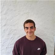 Estudiante universitario de segundo año con mas de 2 años de experiencia dando clases a alumnos de todas las edades.